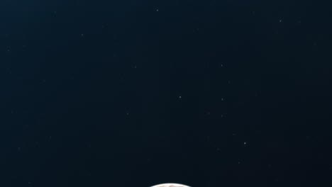 천천히 기울어서 외계의 세계를 드러내세요.