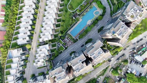vista aérea del área de hong kong wu kai sha con un moderno complejo de edificios residenciales