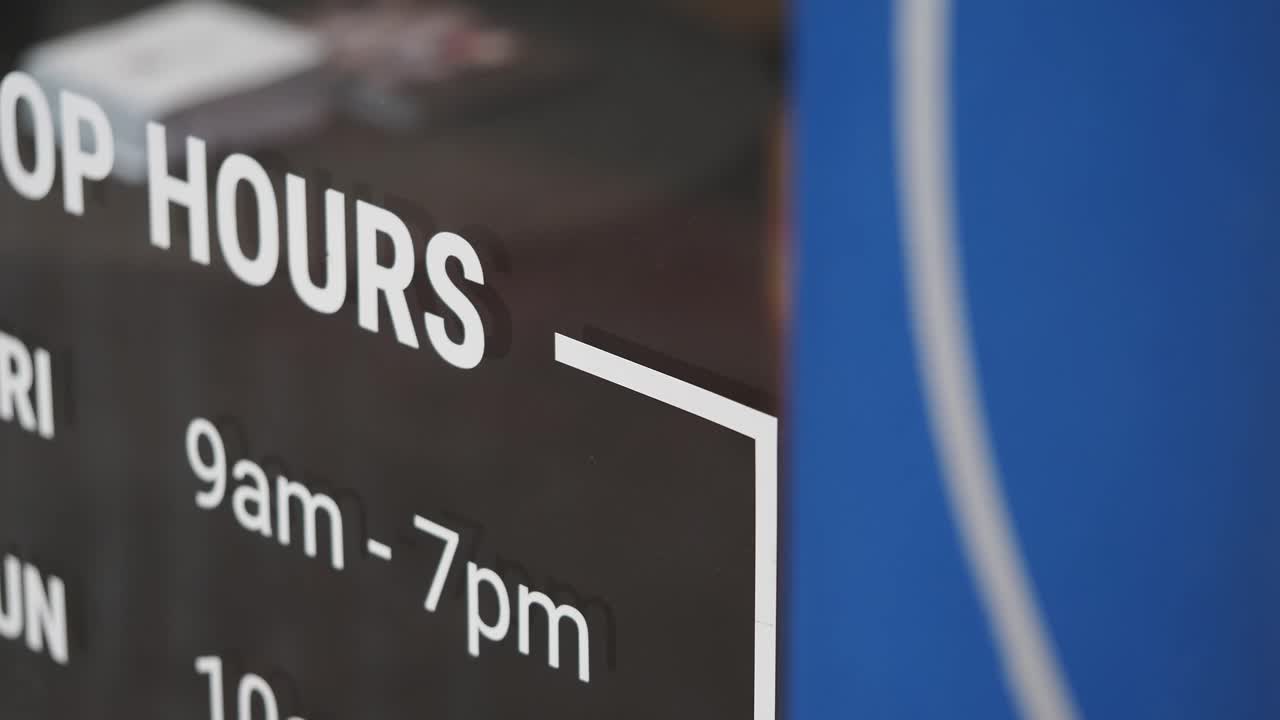 Shop Hours Sign