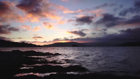 amanecer desde la reina charlotte, haida gwaii, canadá