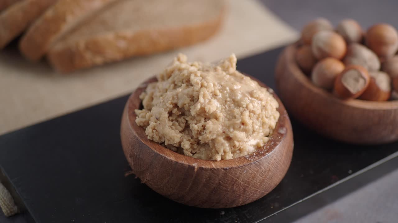 Hazelnut Butter with Hazelnuts and Bread