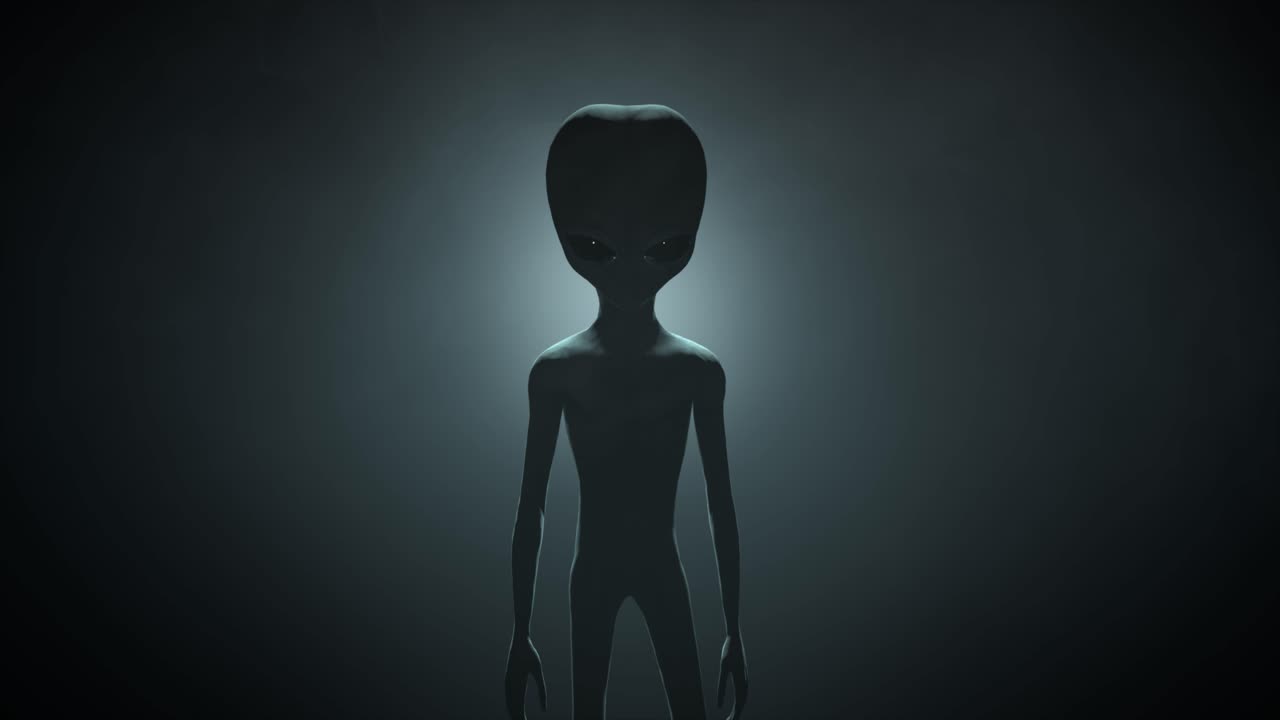 animación 3d cgi vfx de un extraterrestre gris estilo roswell clásico sobre un fondo retroiluminado oscuro, de pie y mirando amenazadoramente a la cámara, con un ambiente ahumado y atmosférico
