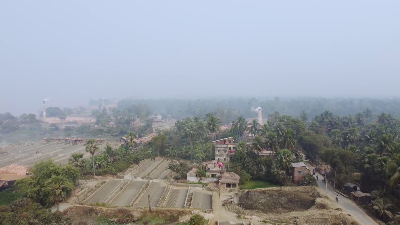 The brick industry developed around the alluvial soil along the Ganga River