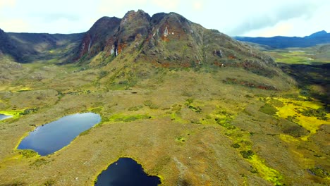 Drone-video-captures-the-rich-tapestry-of-life-that-thrives-in-this-harsh-yet-magical-environment