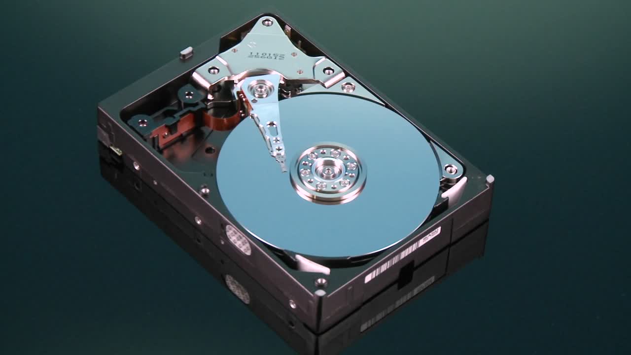 Hard drive without cover spins slowly around