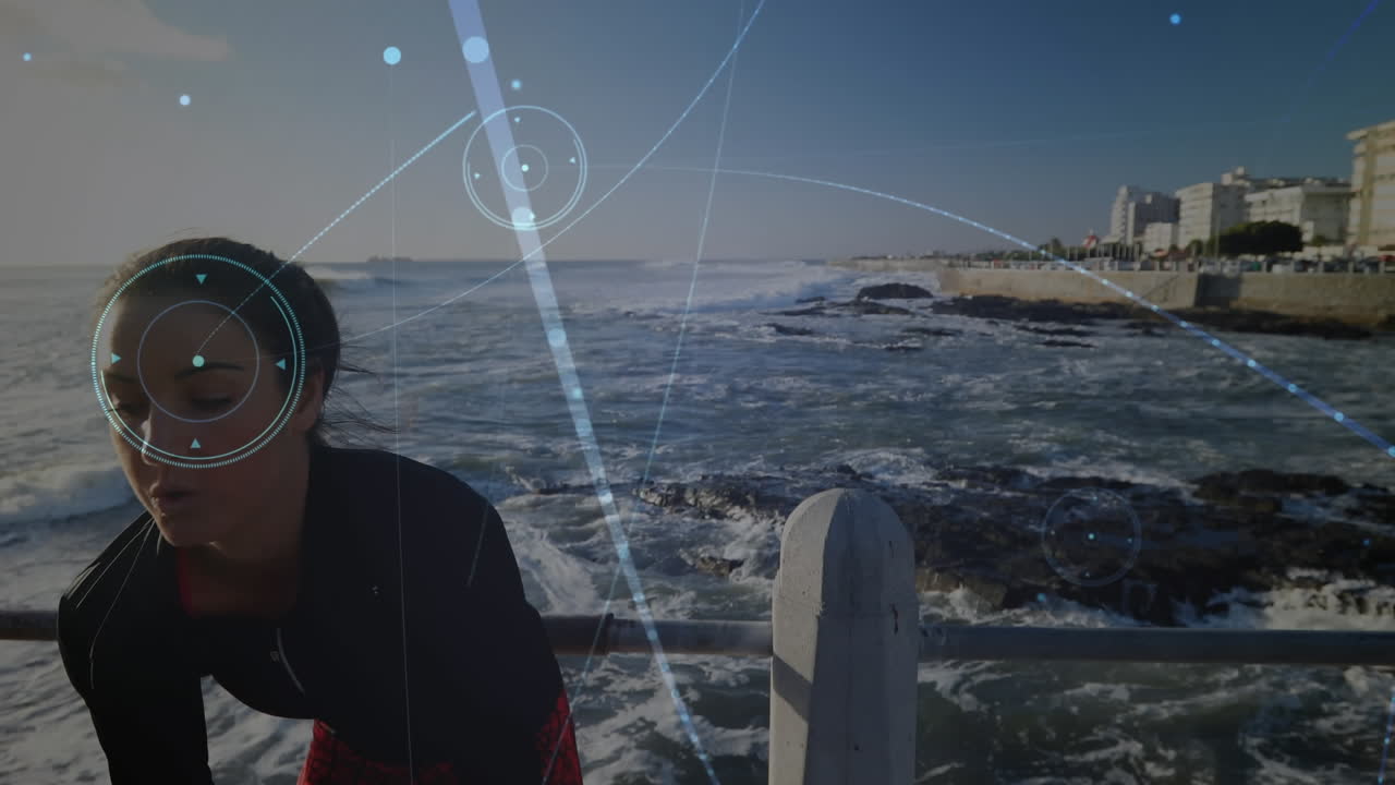 연결 네트워크의 애니메이션과 데이터 처리가 여성이 달리고 있습니다.