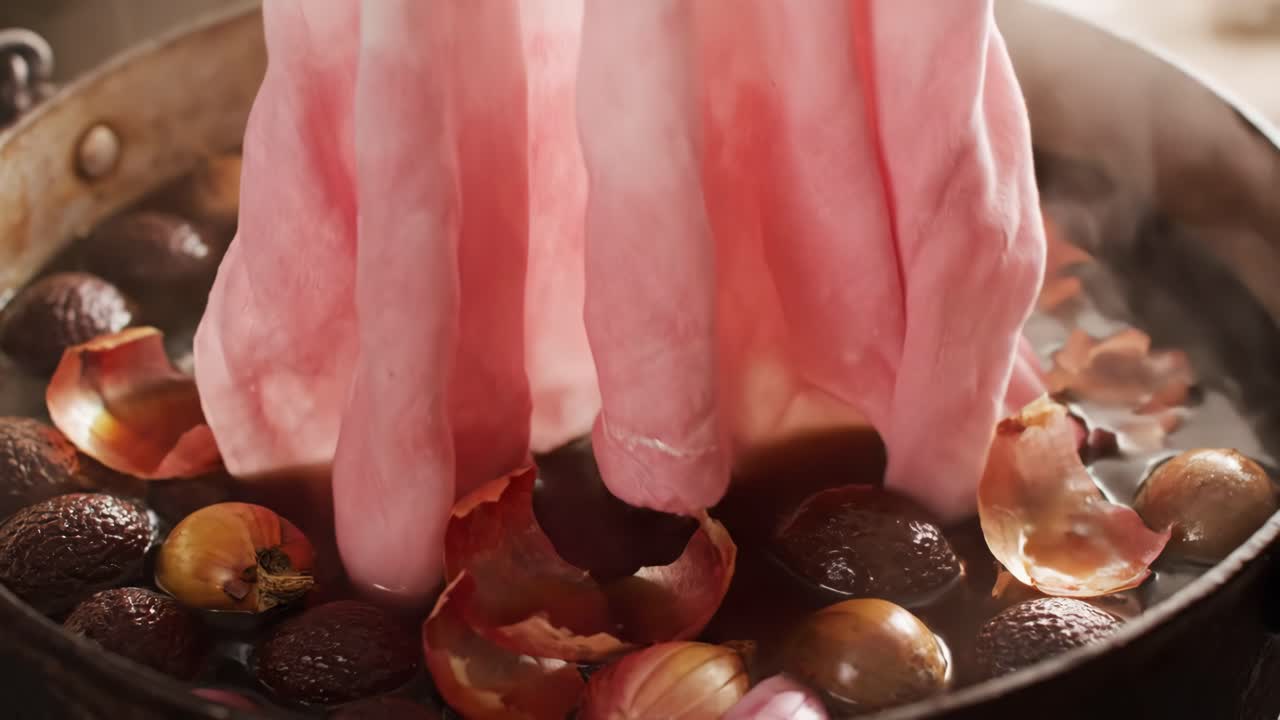 Dyeing Fabric Naturally with Onion Skins