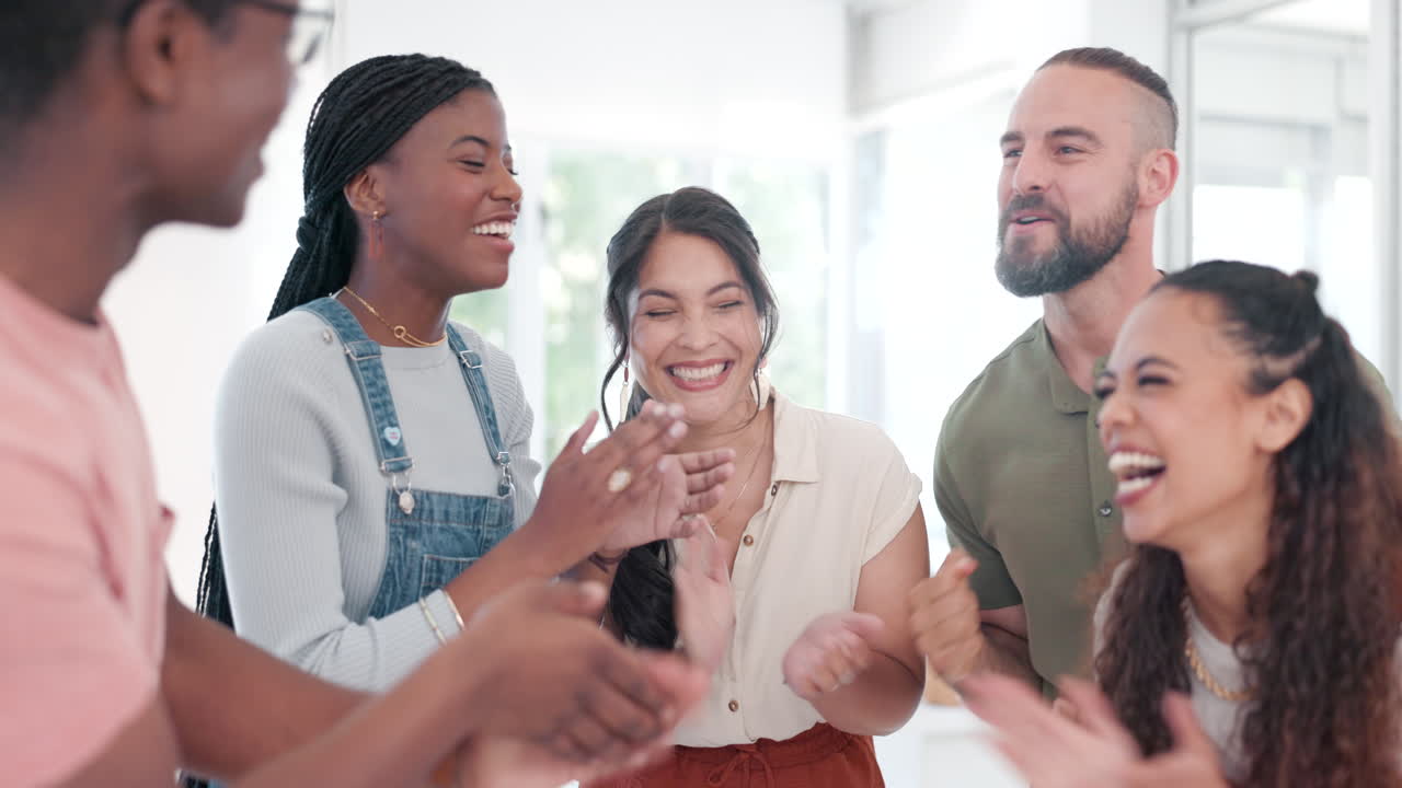 ganador, aplausos y motivación con un negocio