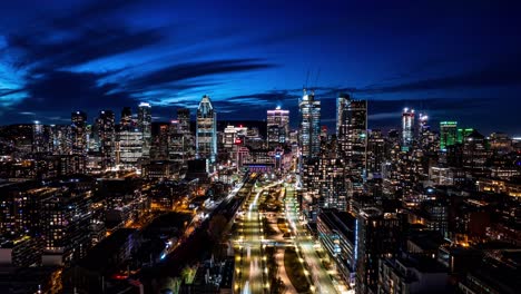 el horizonte de montreal por la noche: un hiperlapso cinematográfico de esplendor urbano moderno