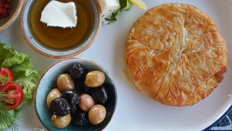 plato de desayuno turco