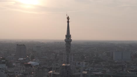 stunning footage of milan's duomo: unique perspectives with cinematic and fpv drones. breathtaking details and iconic atmosphere.