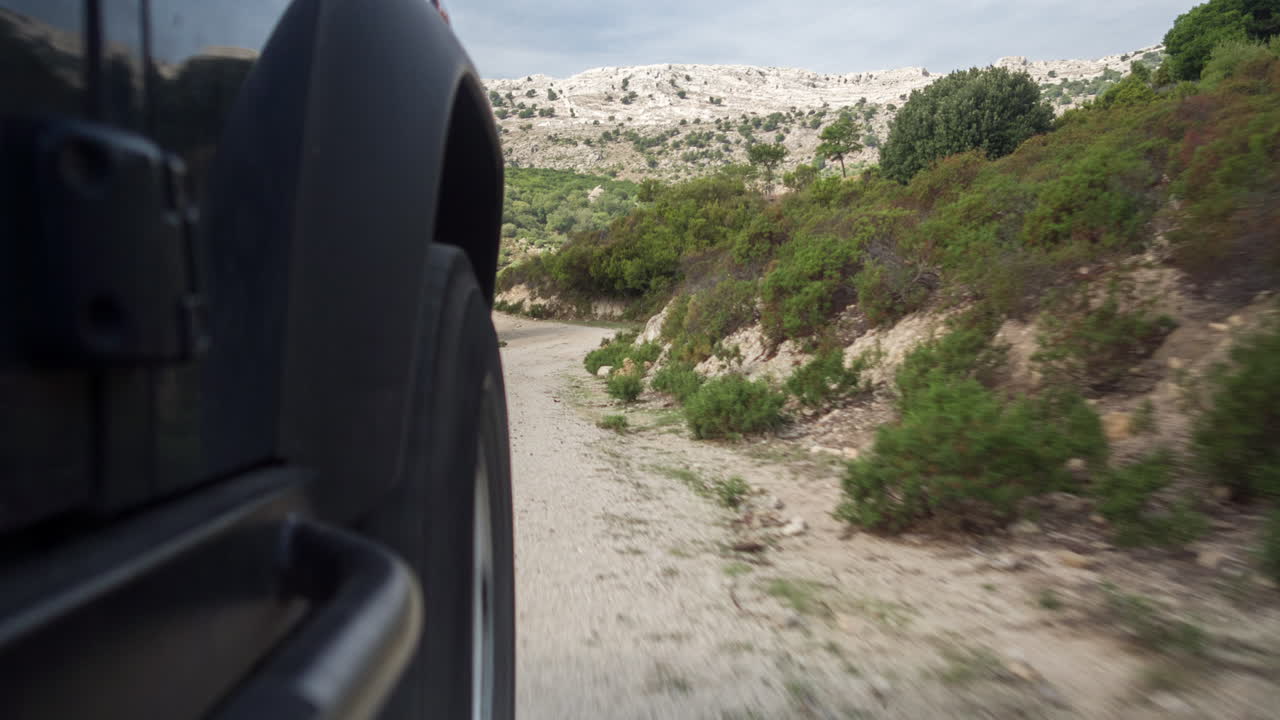 lado land rover dji4j 10