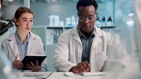 scientists collaborating in a lab