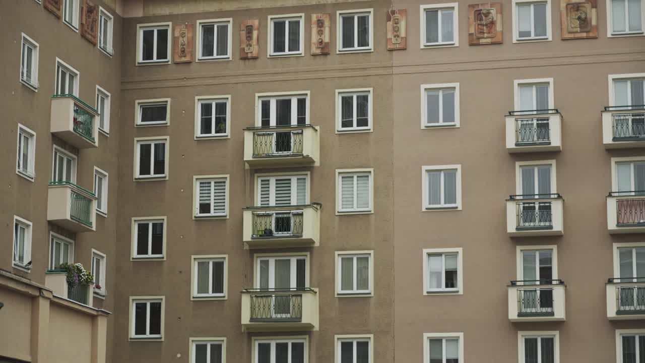 Soviet era Symmetrical architecture standardization resident apartments