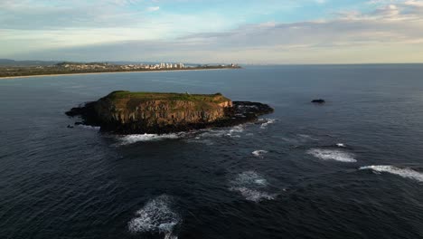 Aerial-approaching-Cook-Island-near-Fingal-Head,-Northern-New-South-Wales,-Australia