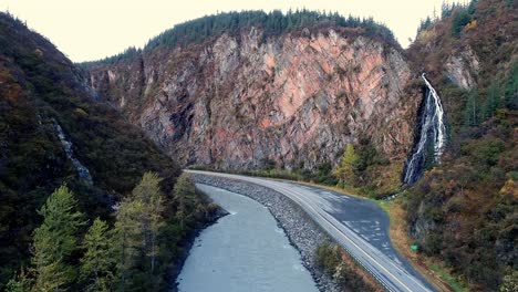 4k-60-fps-aerial-video-moving-through-Keystone-Canyon,-on-the-road-to-Valdez,-Alaska