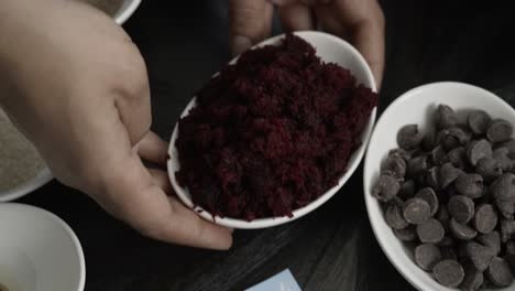 Adding-beet-pulp-to-make-a-white-bowl-as-the-base-for-beet-pulp-muffins-cupcake-vegan-bake