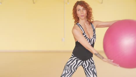 Close-shoot-of-curly-red-haired-woman