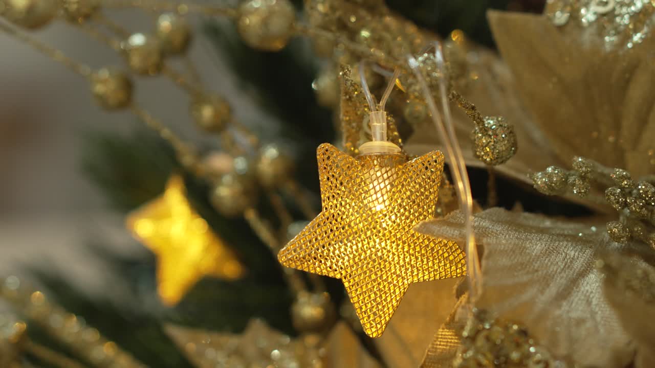 Golden Star Christmas Lights on a Christmas Tree
