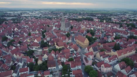 Panorama-Aéreo-De-Nordlingen,-Baviera