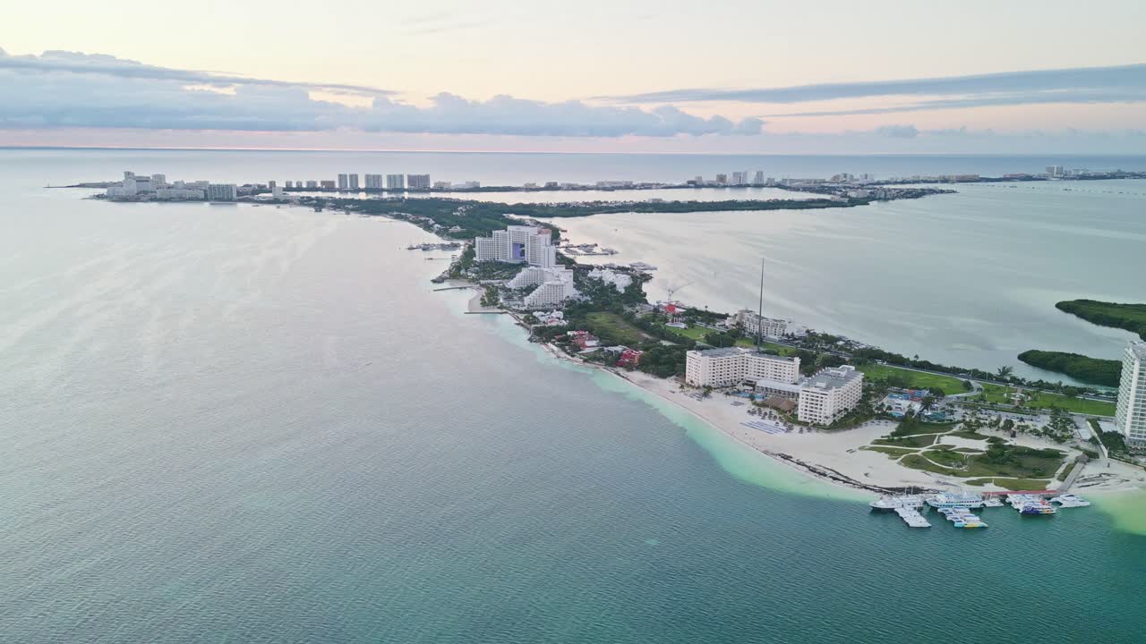 Cancun's hotel zone at playa langosta, showcasing beaches and nichupté lagoon , aerial view