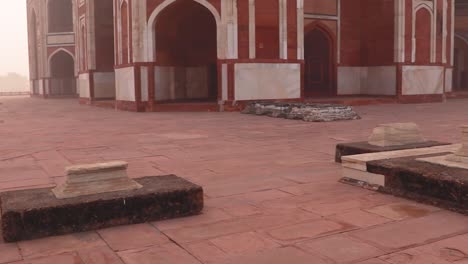 graveyards many at humayun tomb at misty morning from unique perspective