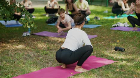 outdoor yoga class
