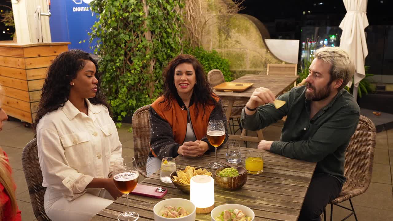 People dining at an outdoor restaurant