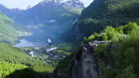 el fiordo de geiranger, noruega.