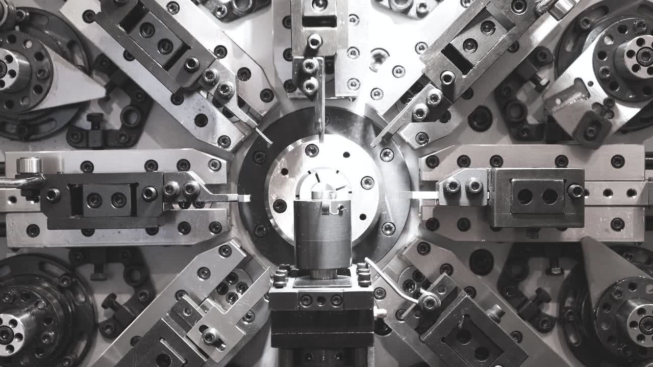 el trabajo de la máquina para la producción de muelles, tipo tambor transportador