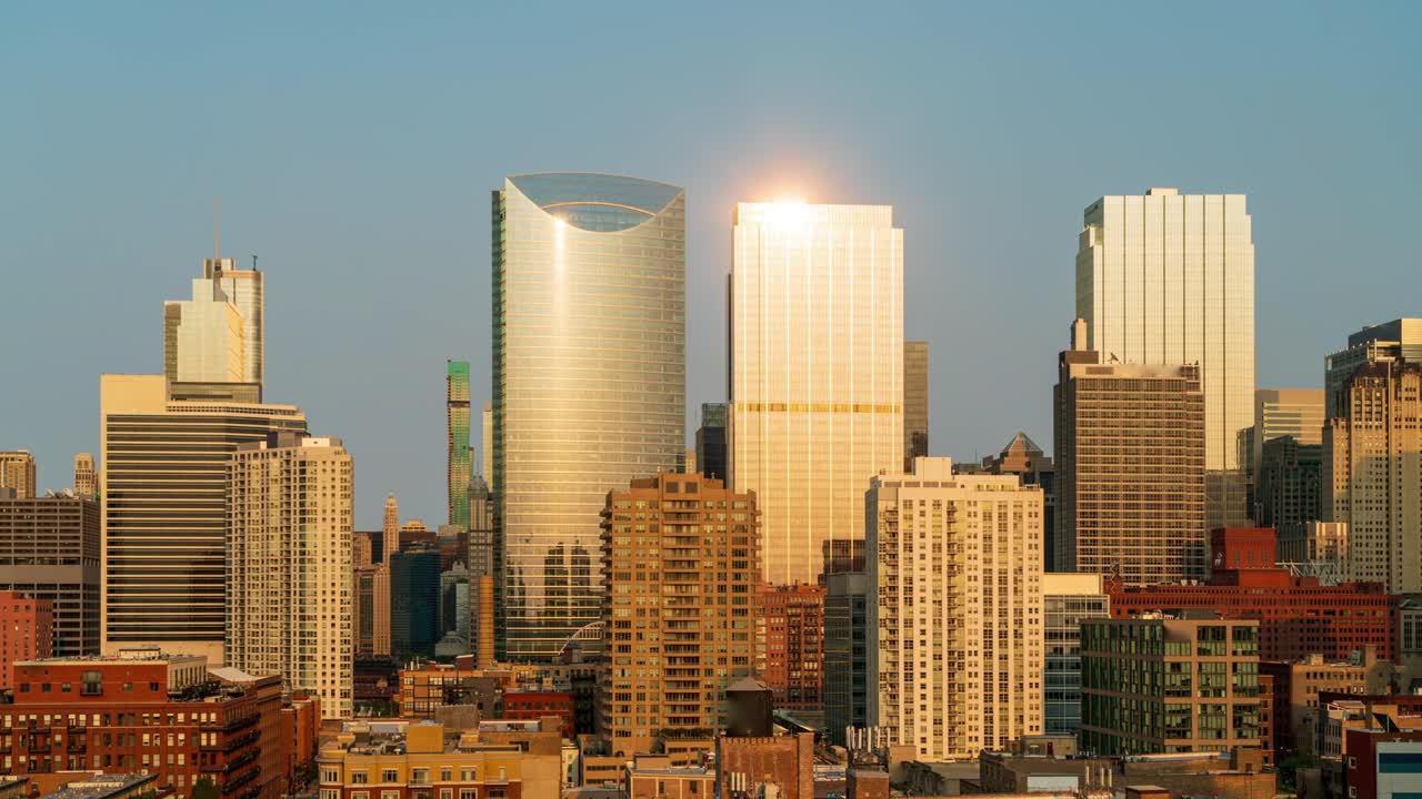 el paisaje urbano del centro de chicago, día a noche, el lapso de tiempo del bucle oeste.