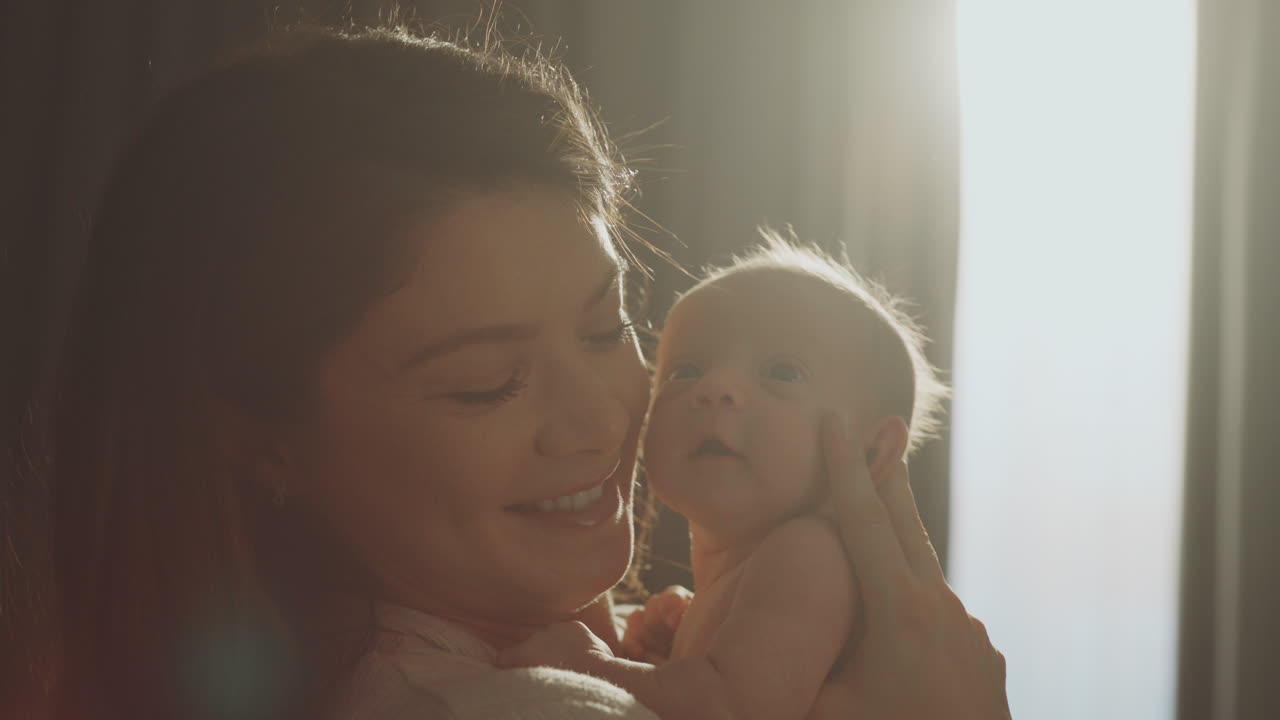 madre y recién nacido