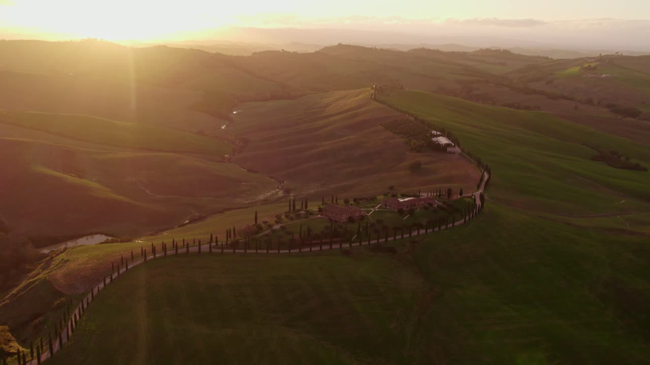 Serena villa toscana tra le dolci colline