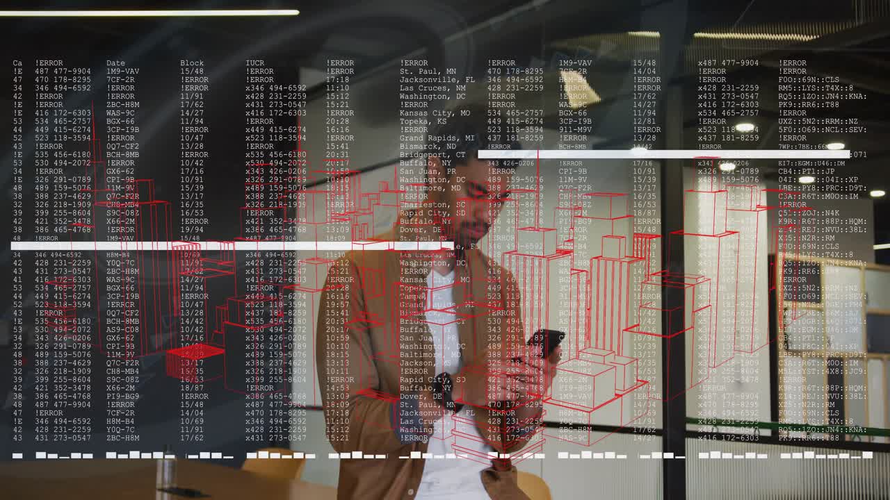 Mann som trykker på telefonen mens han scroller og aktiverer et teknisk overlegg med hvit tekst, linjer og røde 3D-blokker for analyse