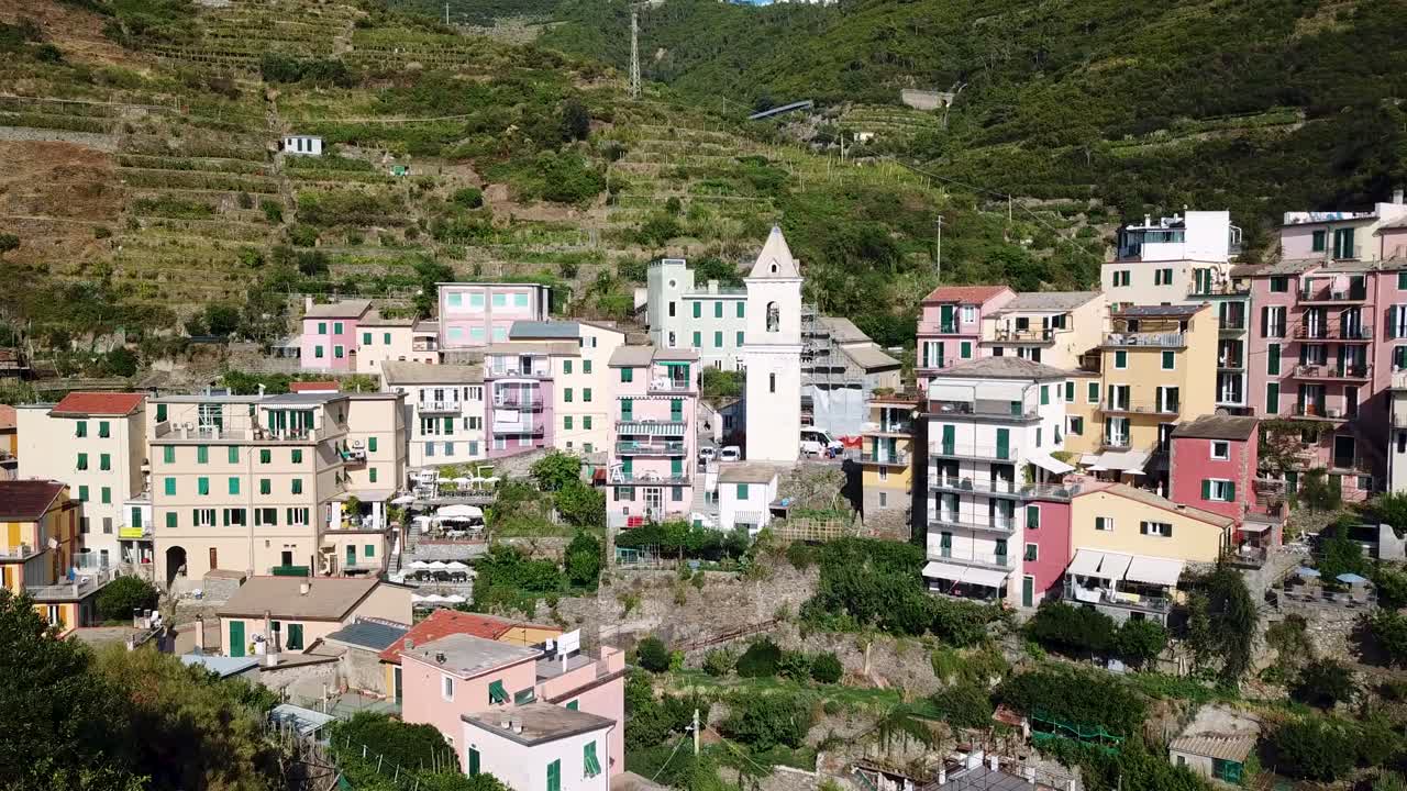 유명한 바가 마을인 마나롤라 (manarola)