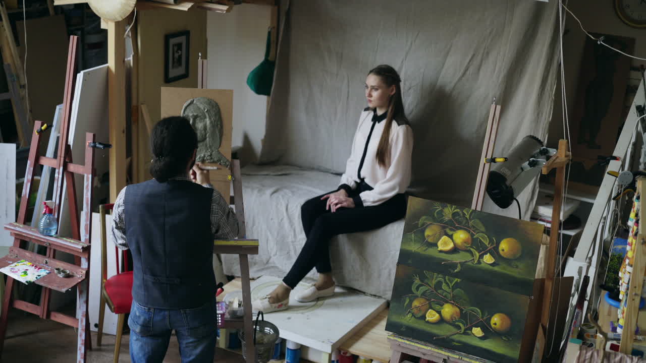 Art Class: Sculpting and Painting