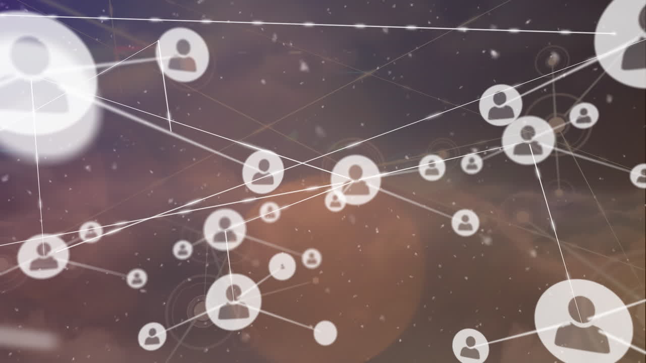 animación de la red de conexiones con iconos y nieve cayendo sobre el cielo con nubes