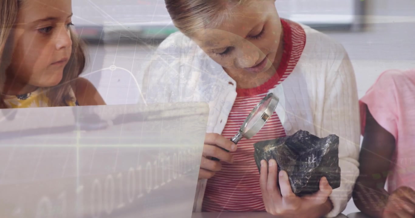 Animation af finansiel databehandling og en jordklode over forskellige skolebørn i en klasse.