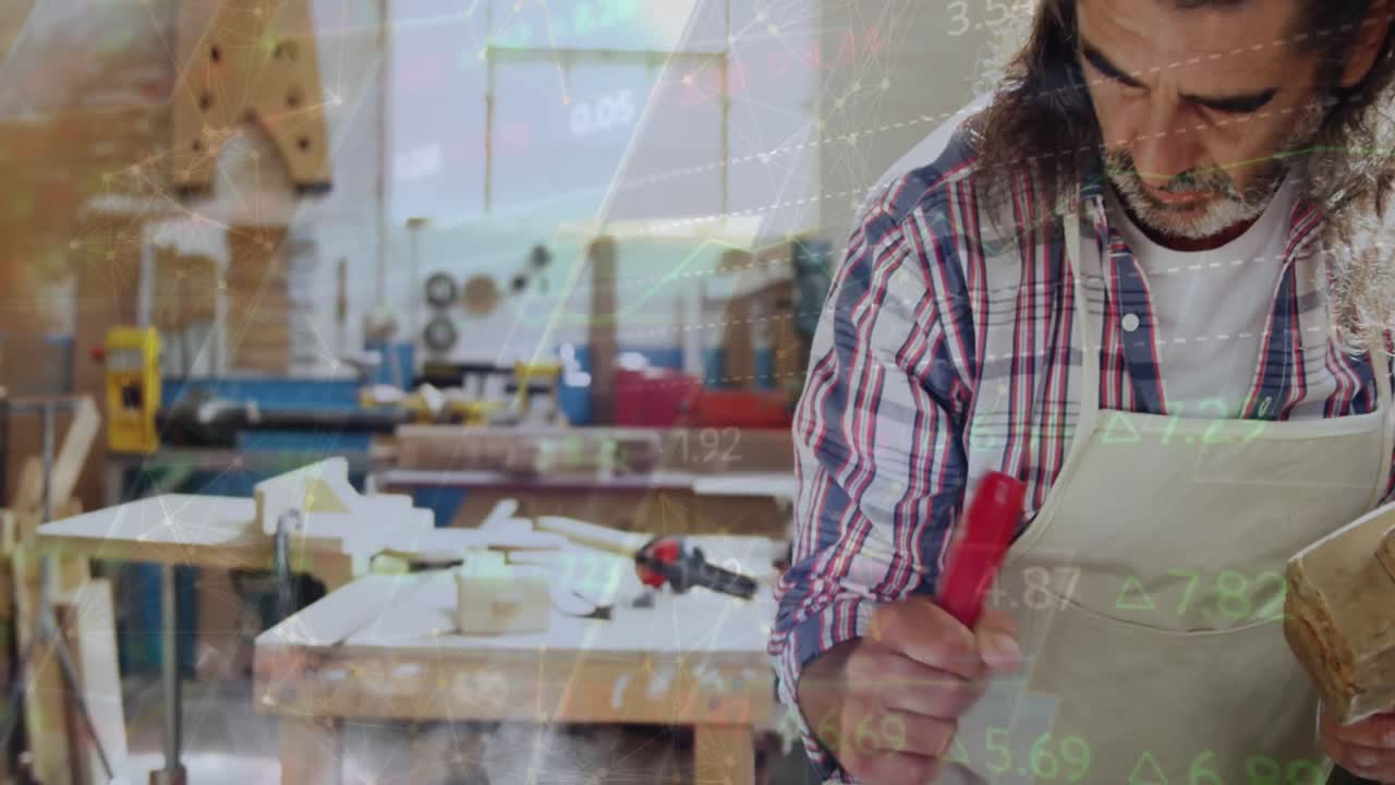 animación de procesamiento de datos sobre carpintero caucásico que trabaja en el taller