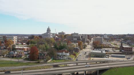 Jefferson-City,-Missouri-skyline-during-the-day-with-drone-video-moving-down