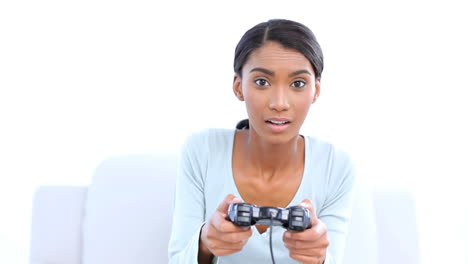 Mujer-Jugando-Y-Ganando-En-Videojuegos