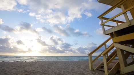 Sunrise-Lifeguard-Hut0