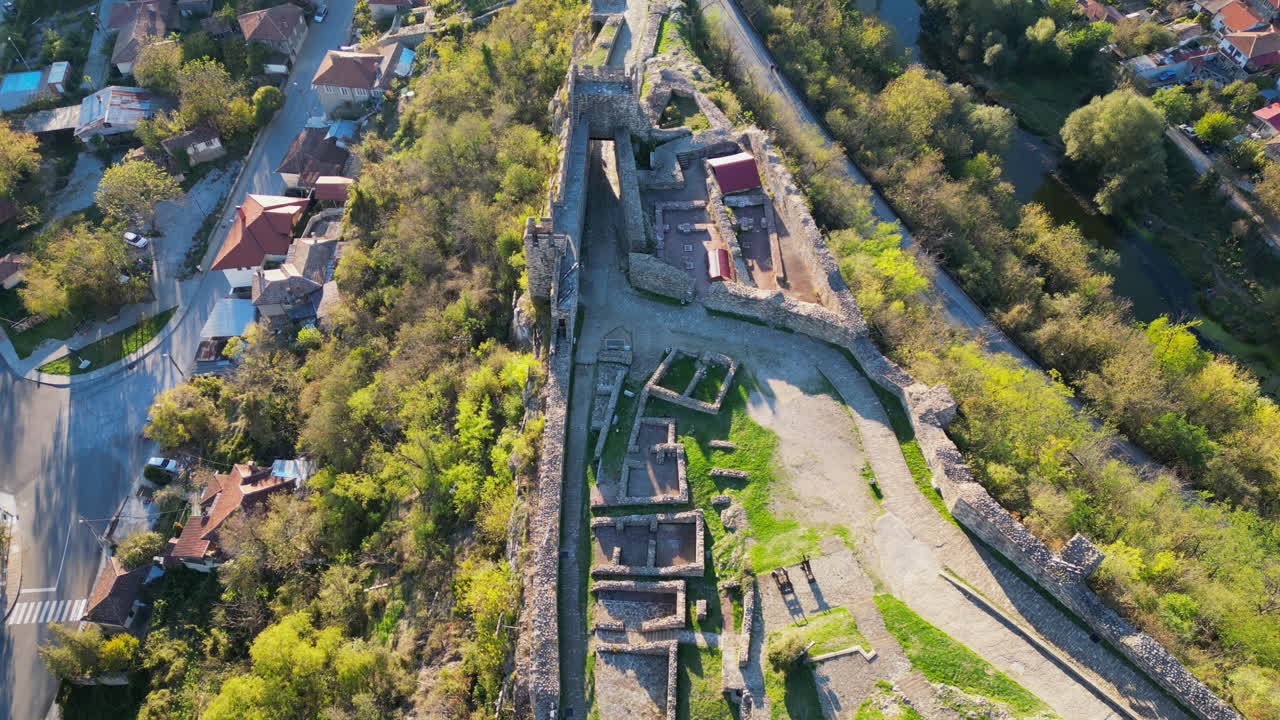 Soaring Over Bulgaria’s Historic Tsarevets Fortress: Cinematic Aerials on a Sunny Day