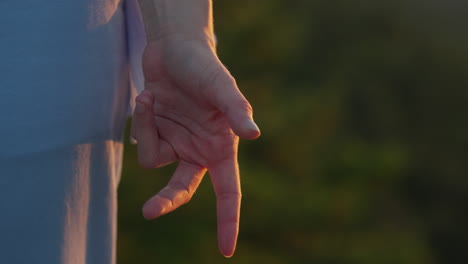 현대 무용, 패션, 여자 댄서, 손