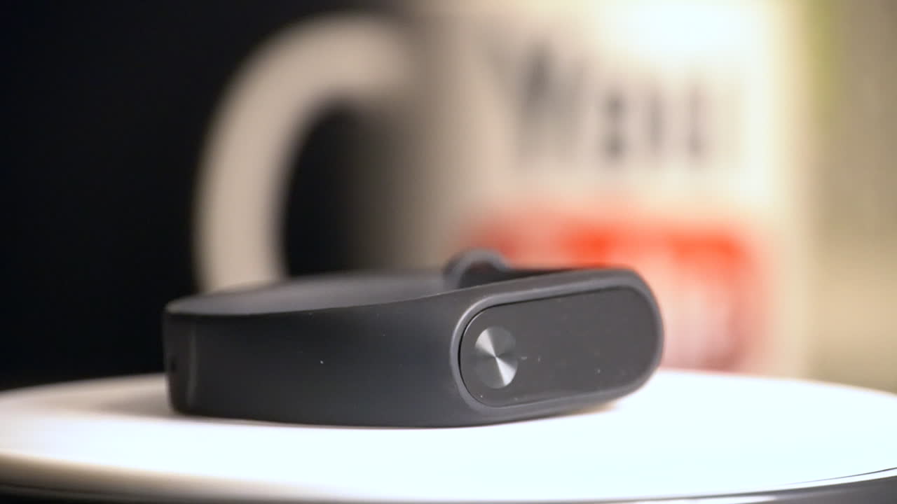 Mi band 2 xiaomi fit band Premium Stock Video Footage