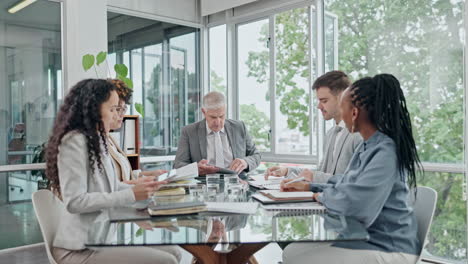 Geschäftsleute,-Meeting-Und-Manager-Kommen-An