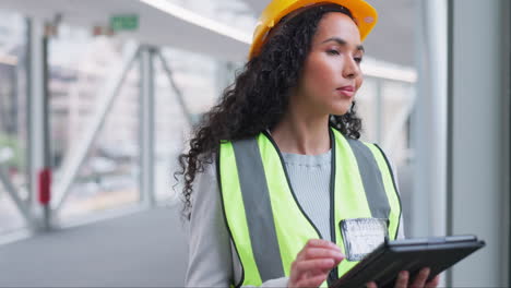 Architecture-woman,-building