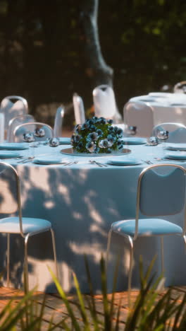 elegant outdoor wedding reception table setting