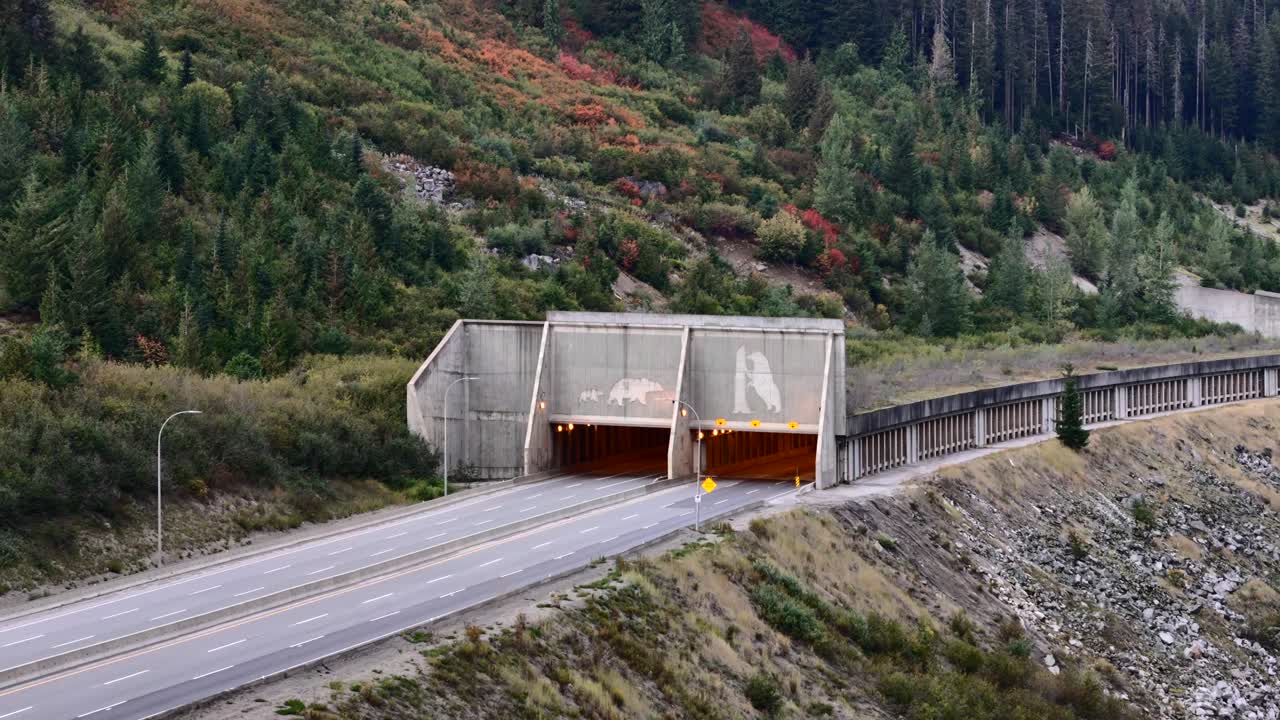Forsvar mod sneskred: Great Bear Snow Shed på Coquihalla Highway 1