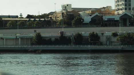 brisbane city main road across river